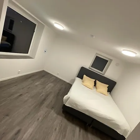 Soverom Dobbelseng Med Felles Bad, Stue Og Kjokken Midt I Sentrum Naer Oslo Hotel Vestby (Akershus)