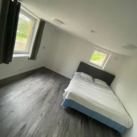 Hotel Soverom Dobbelseng Med Felles Bad, Stue Og Kjokken Midt I Sentrum Naer Oslo Vestby (Akershus)